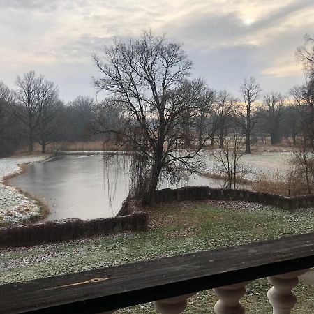 Palac Krobielowice Kąty Wrocławskie Esterno foto