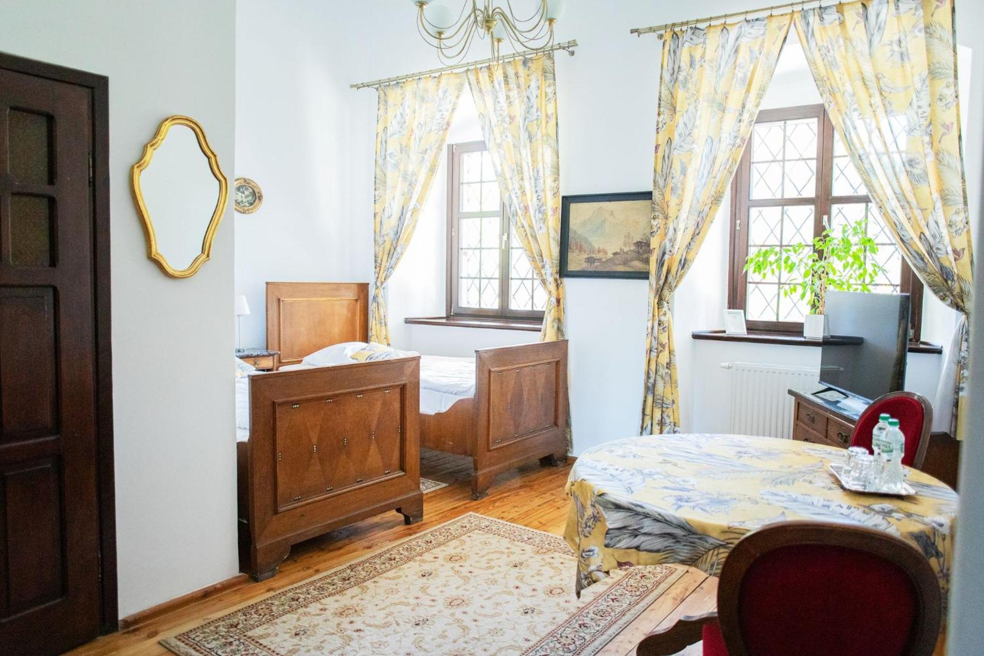 Palac Krobielowice Kąty Wrocławskie Esterno foto