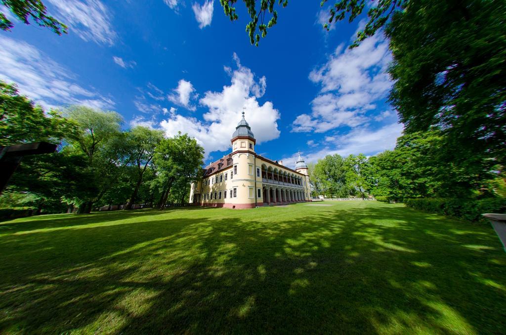 Palac Krobielowice Kąty Wrocławskie Esterno foto