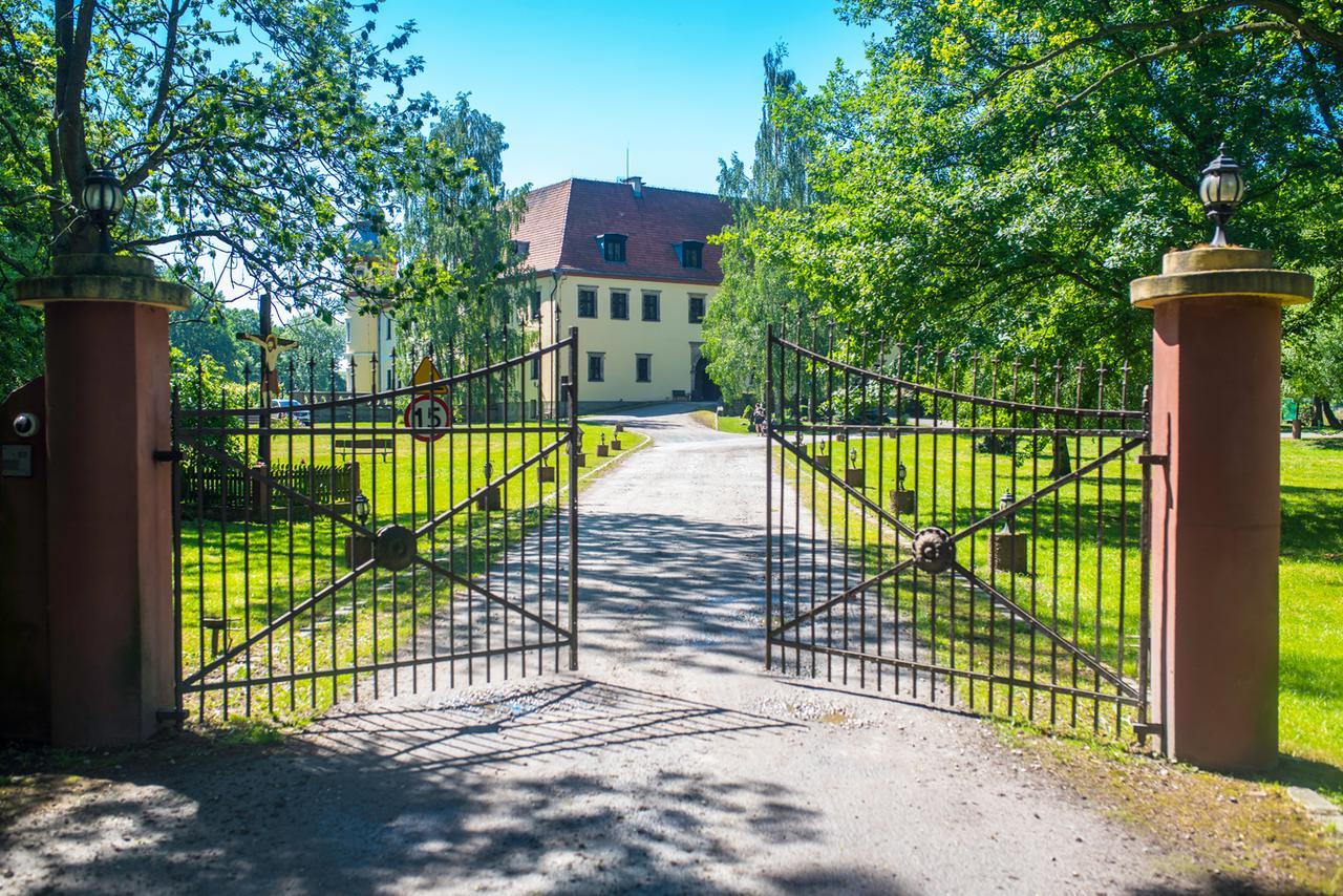 Palac Krobielowice Kąty Wrocławskie Esterno foto